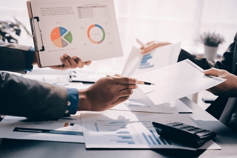 Header afbeelding voor Recht op alle voordelen uit aandelen is aanmerkelijk belang